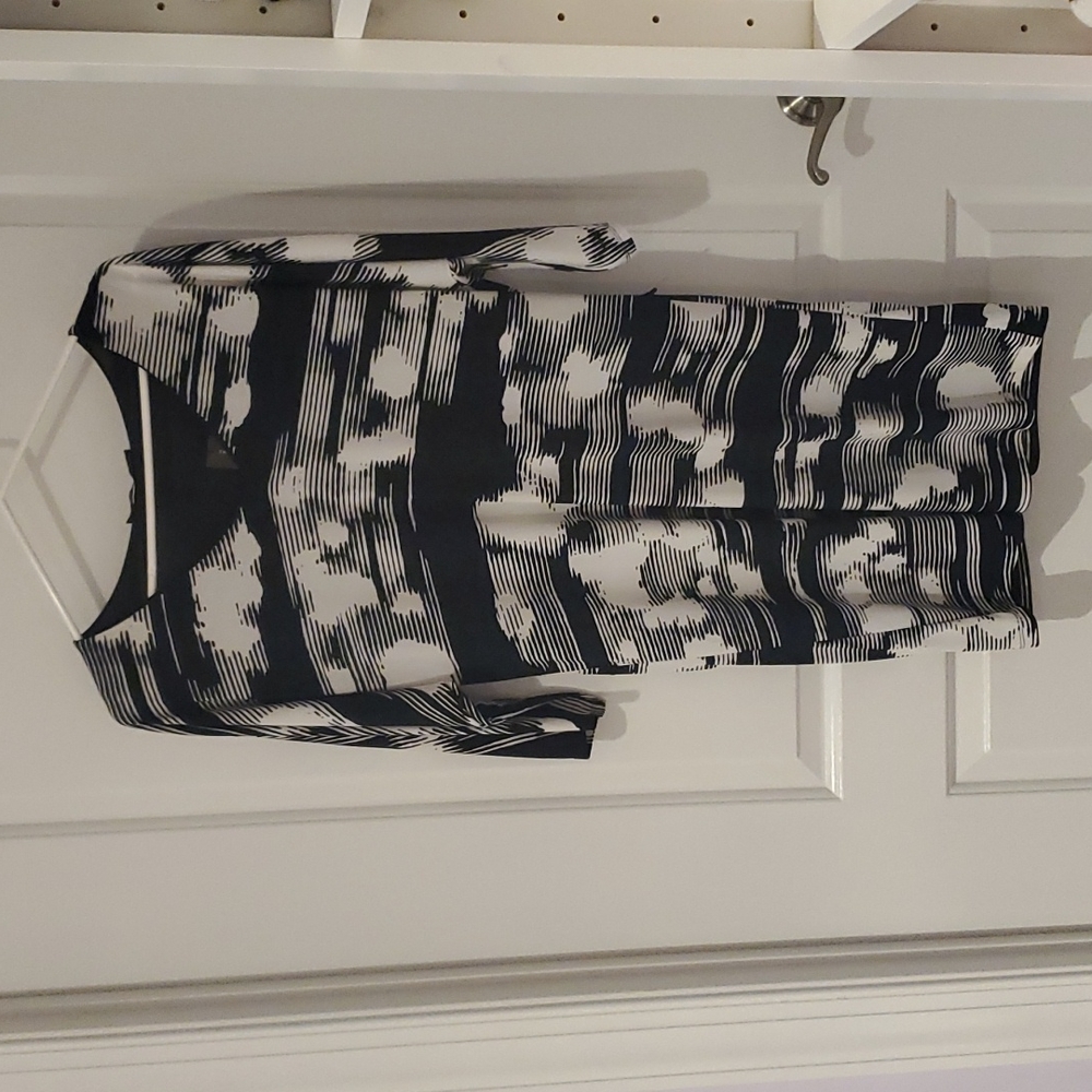 B&W tunic dress